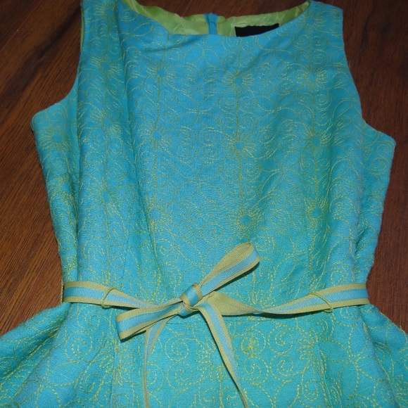 Light blue and lime green flowered spring dress - Picture 3 of 8